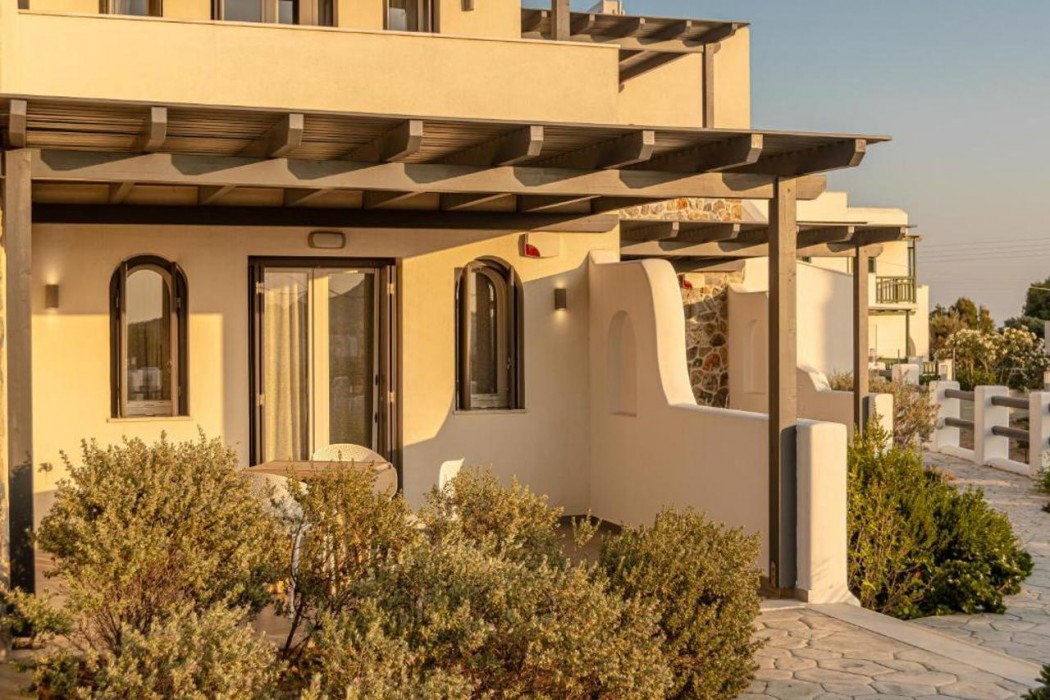 Nilea Island Living 8/63