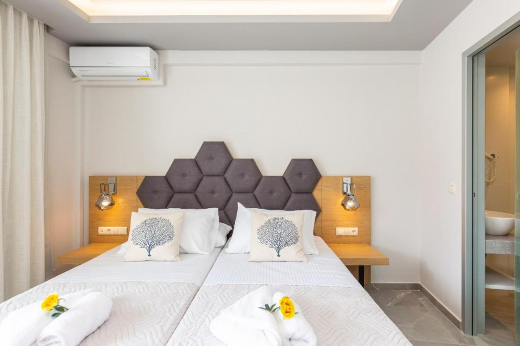 Akrogiali Apart Hotel 12/65