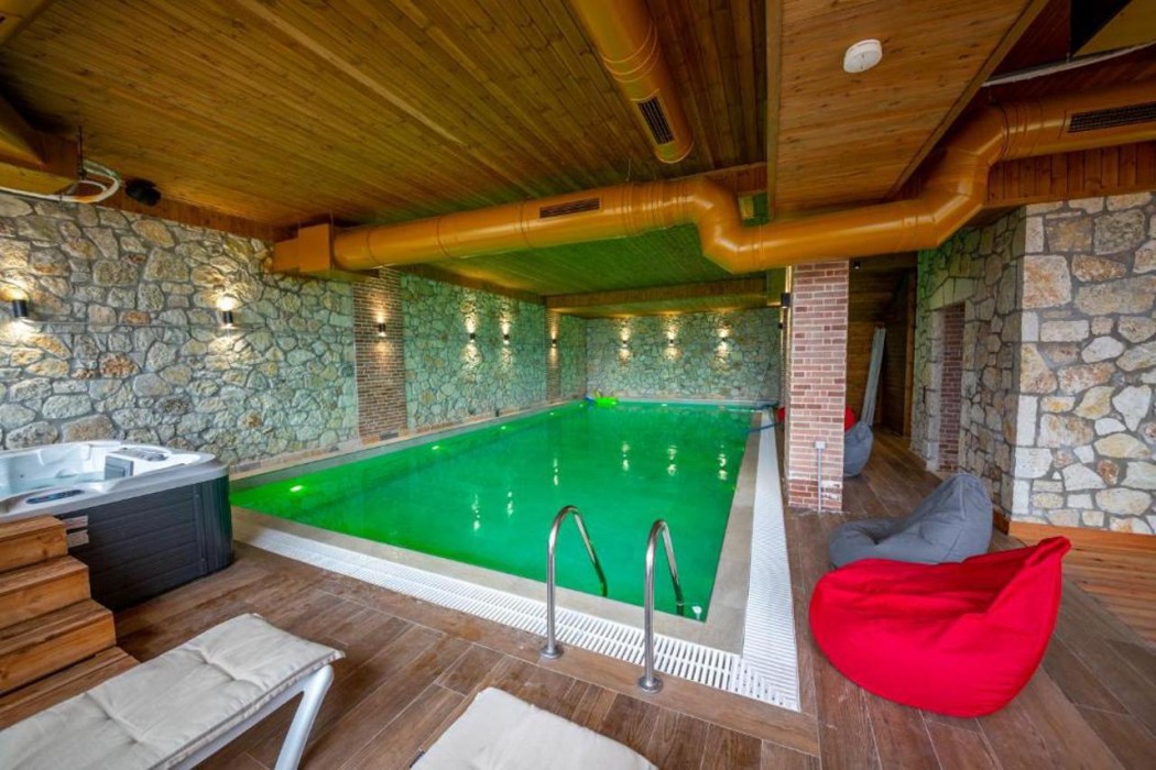 Aerial Hotel & Spa 33/58