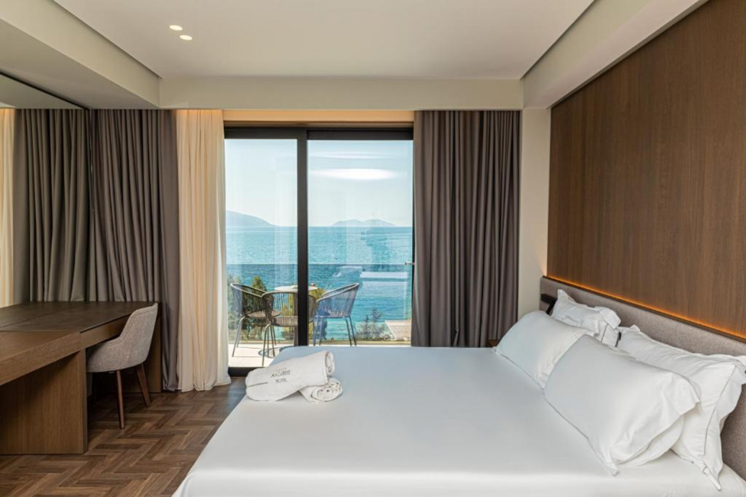Mazarine Hotel and Restaurant 17/59