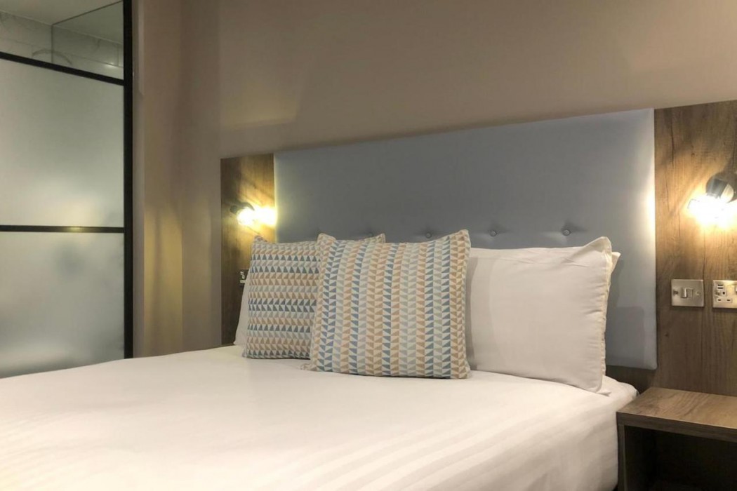 Euston Square Hotel 9/52