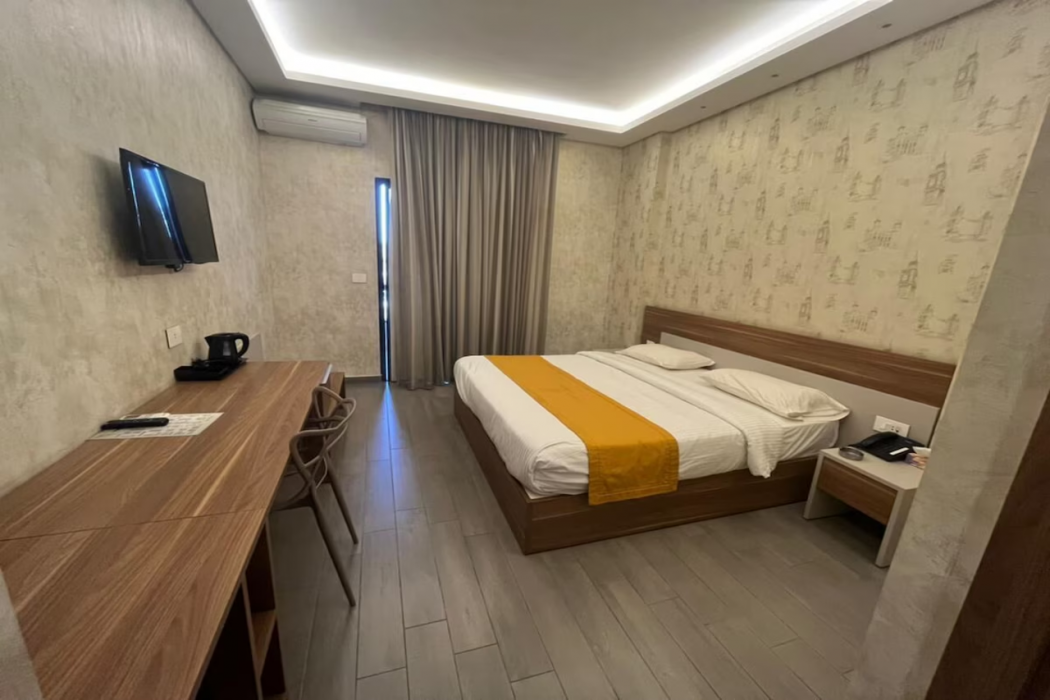 Via Verde Hotel 7/13