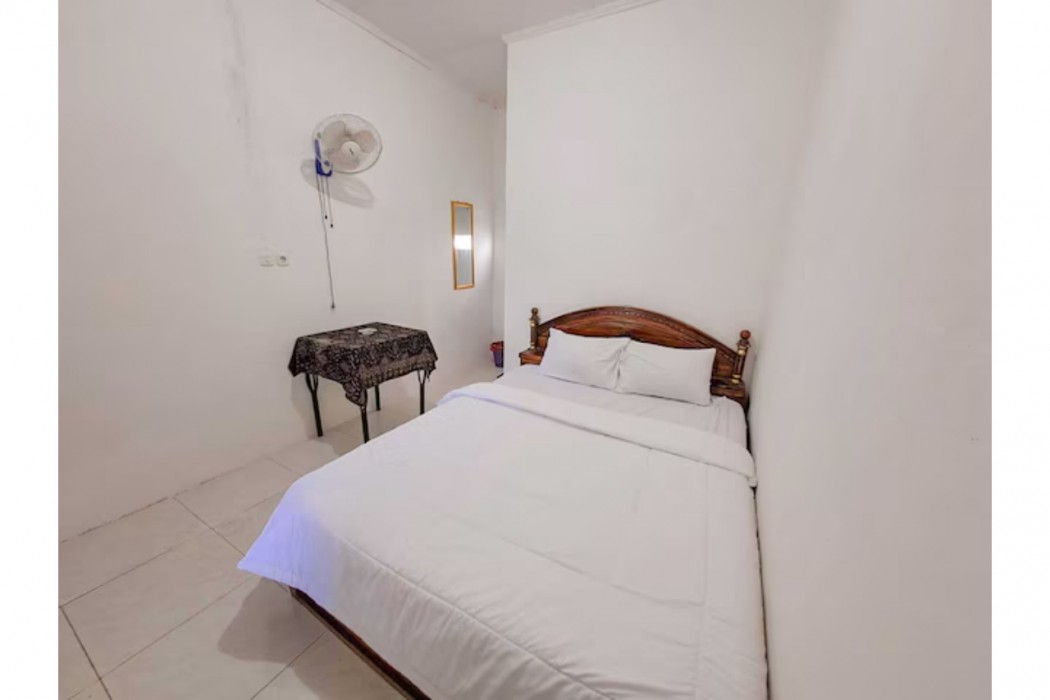 Hotel O Guest House Pahlawan Syariah 14/40