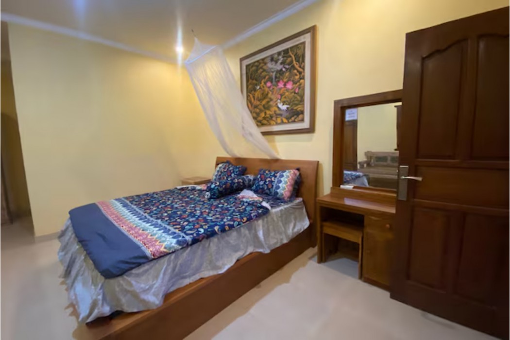 Capital O 93844 Arta Adi Homestay NearBali Zoo 11/24