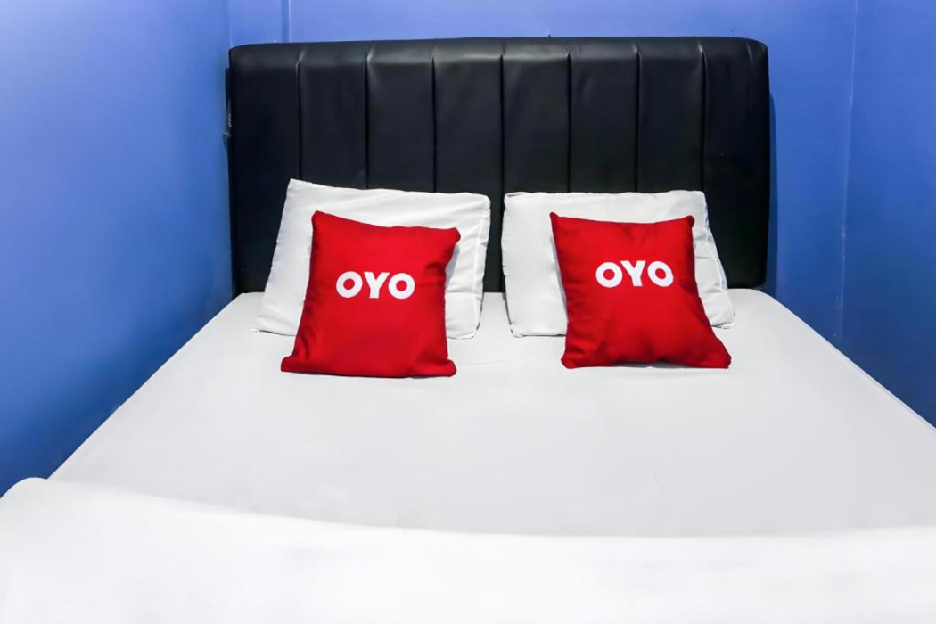 Hotel O Iconiq Rooms 8/38