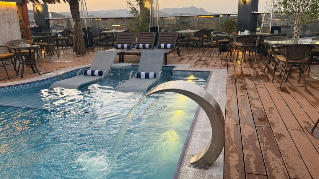 Le Reve Hotel 94/134