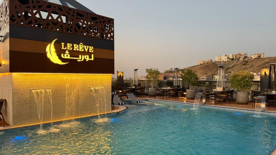 Le Reve Hotel 92/134