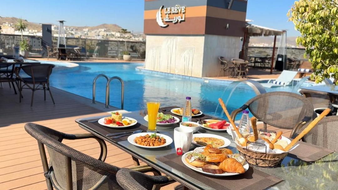 Le Reve Hotel 78/134