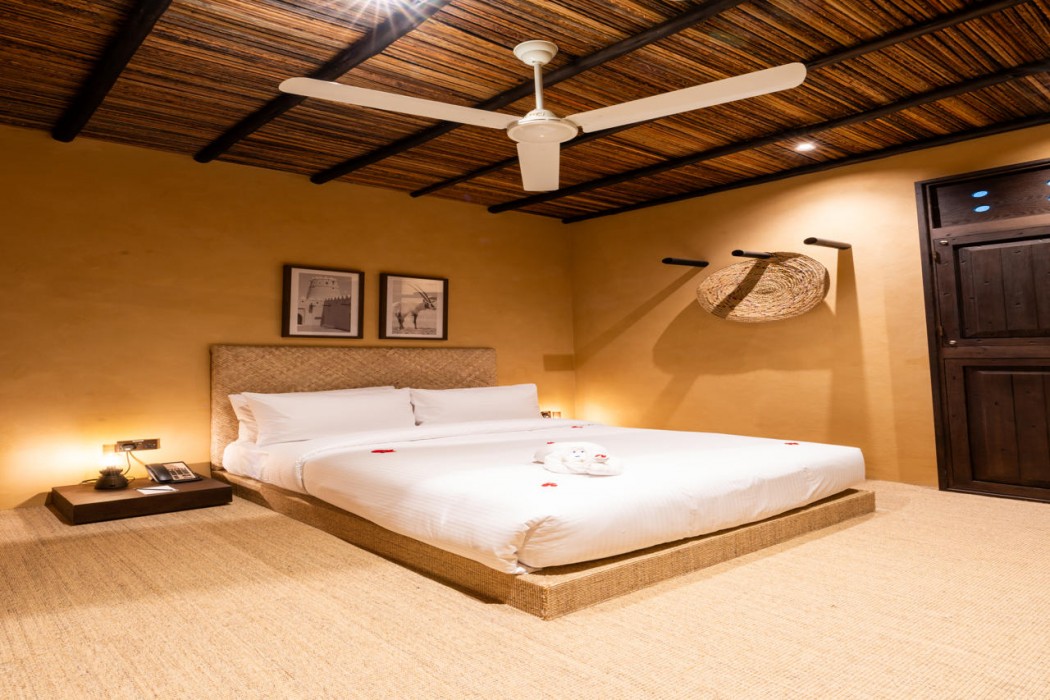 The Luxe Retreat Hotel Apartments 12/24
