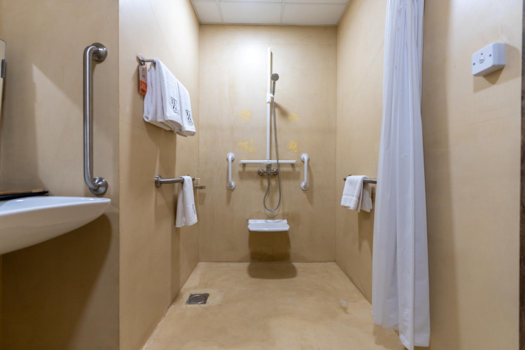 The Luxe Retreat Hotel Apartments 21/24
