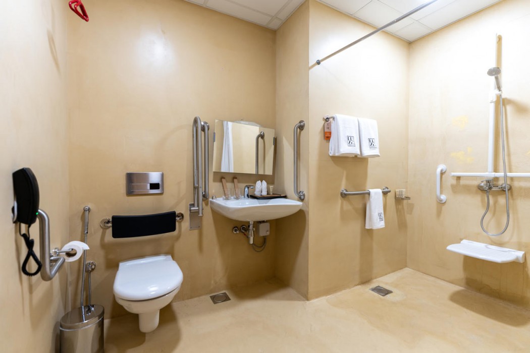 The Luxe Retreat Hotel Apartments 22/24
