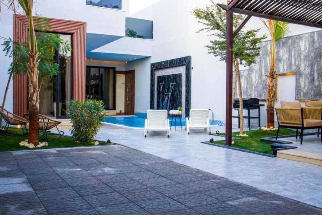 The Land Resort Riyadh 43/44