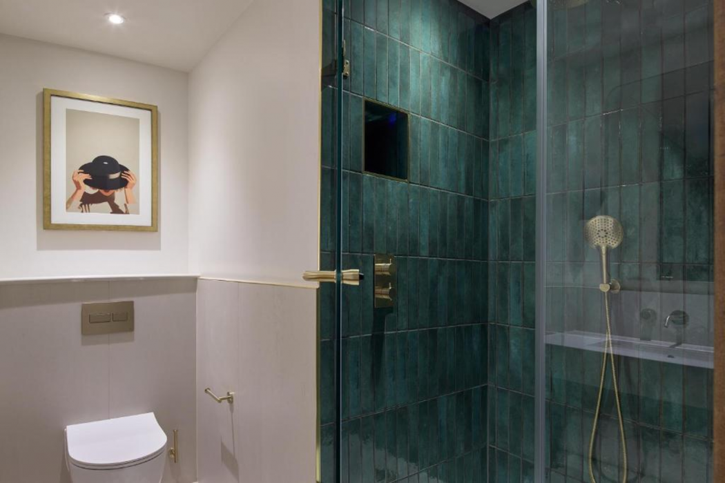 The Derby London City, Curio Collection by Hilton 10/28