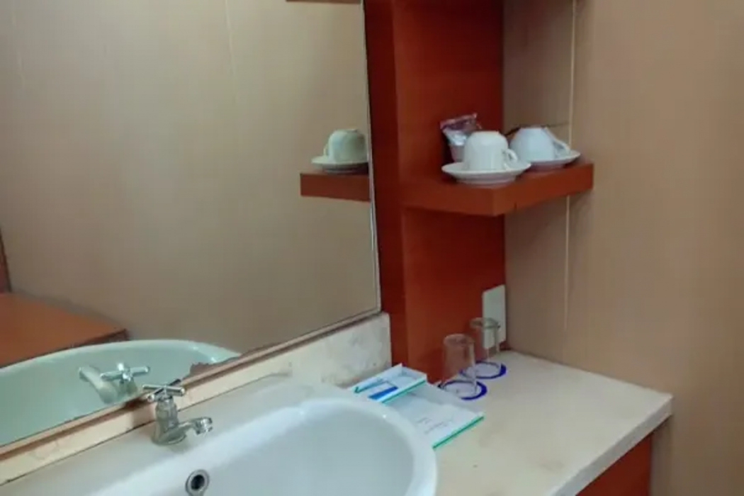 Hotel Sendang Sari 12/40