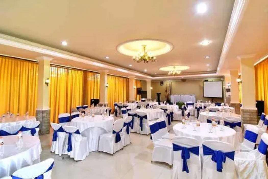 Hotel Sendang Sari 16/40