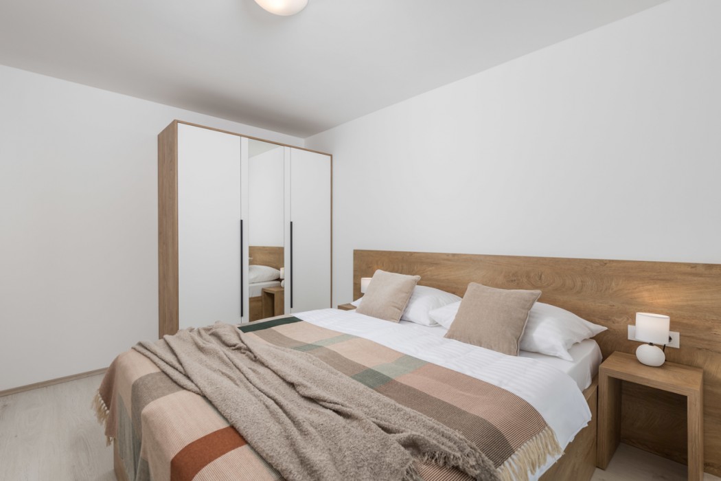 Holiday Homes Ostro 7/20