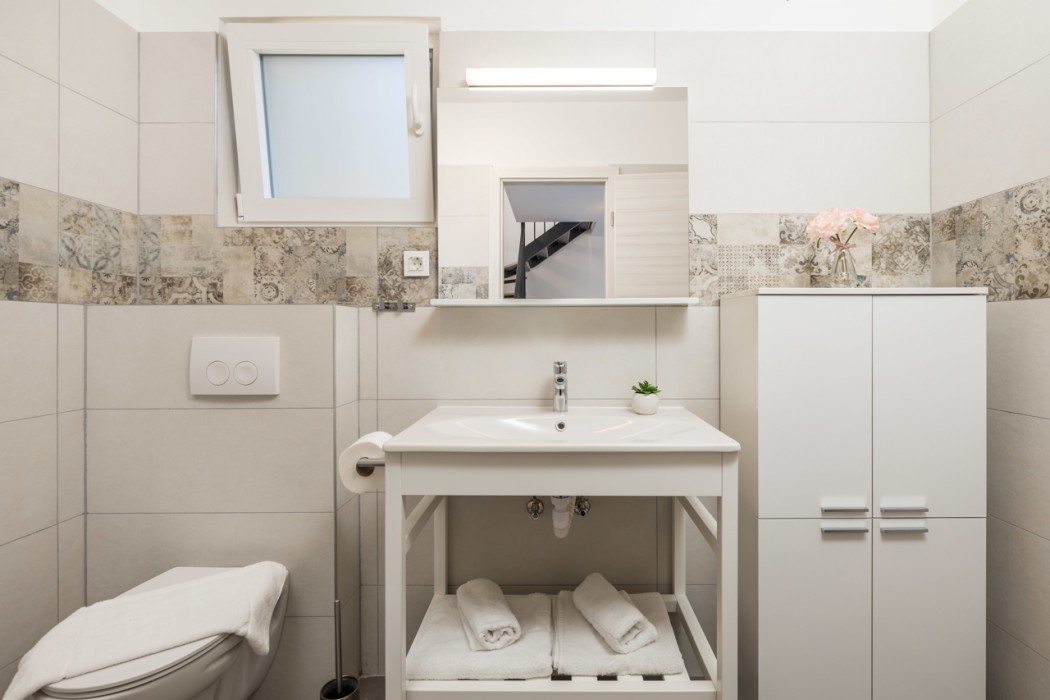 Holiday Homes Ostro 9/20