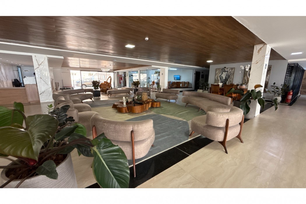 Gran Paradiso Resort 10/85