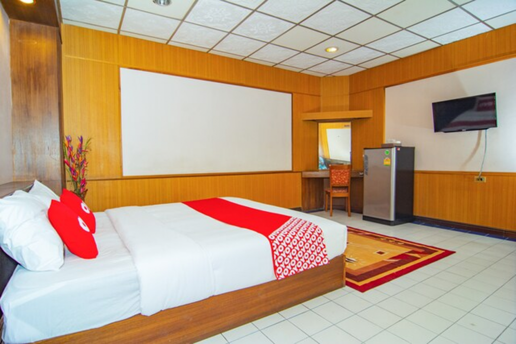 OYO 534 Phasuk Hotel 24/64