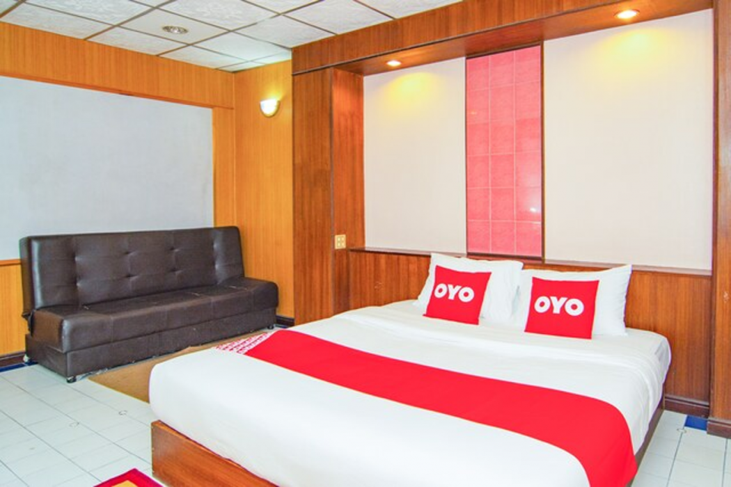 OYO 534 Phasuk Hotel 25/64
