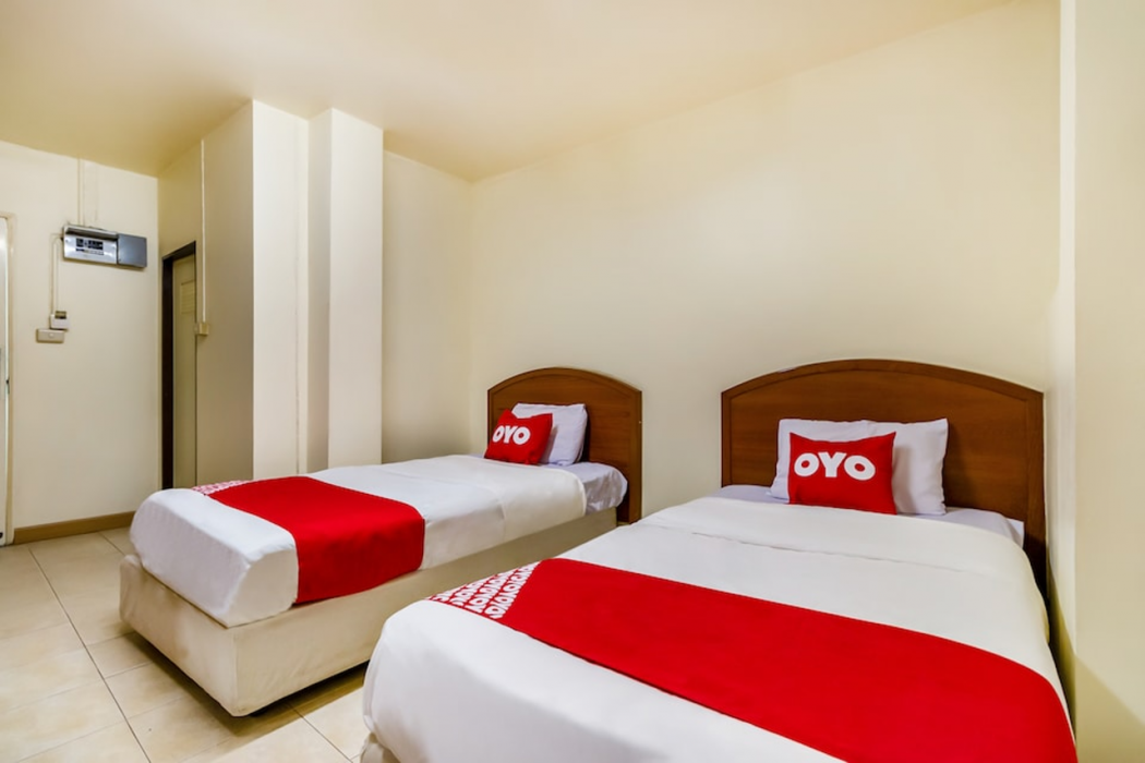 OYO 583 Sweethome Guest House 8/24