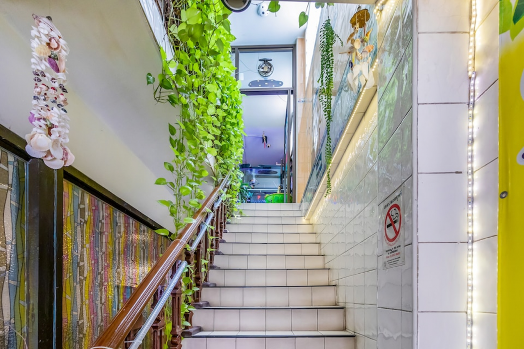OYO 583 Sweethome Guest House 6/24