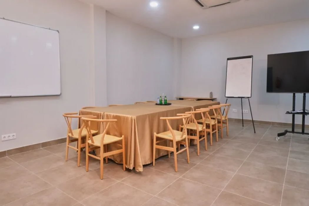 Hotel Aloe Emira Nkc 6/8