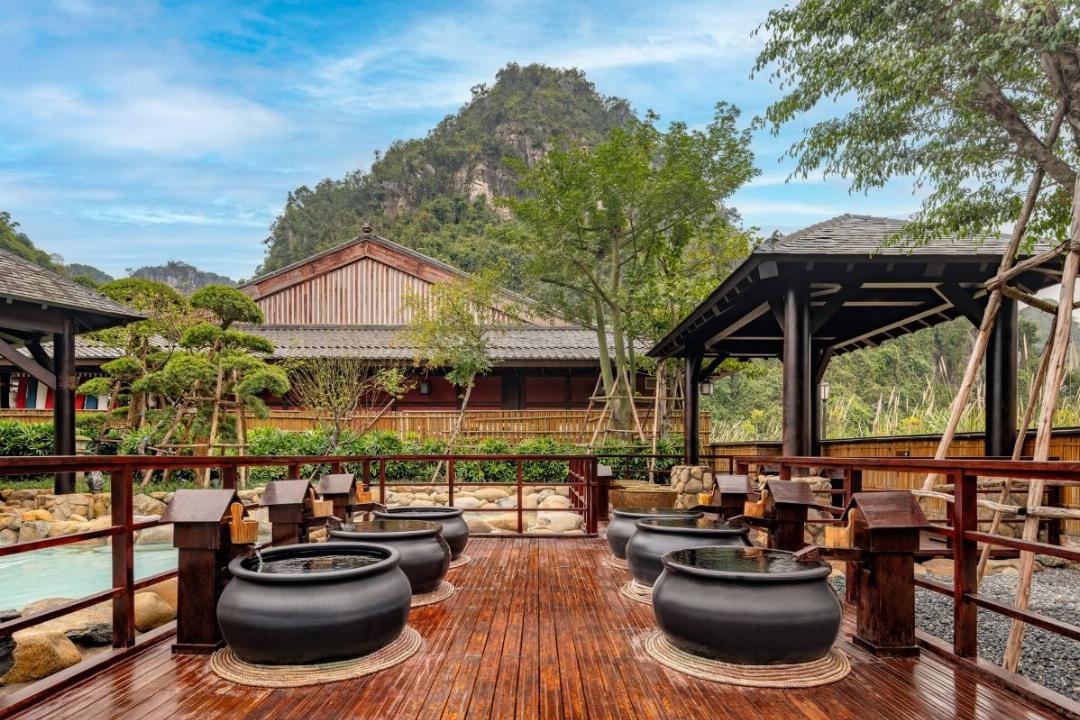 Hilton Quang Hanh Onsen Resort 35/74
