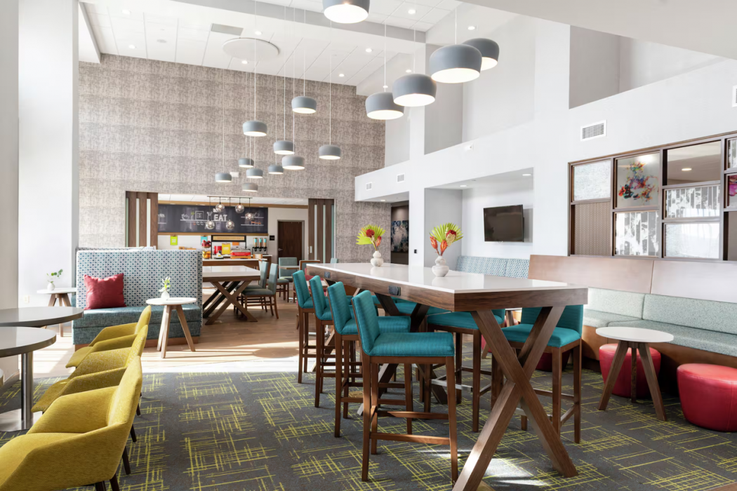 Hampton Inn & Suites by Hilton Irving DFW Airport North 27/56