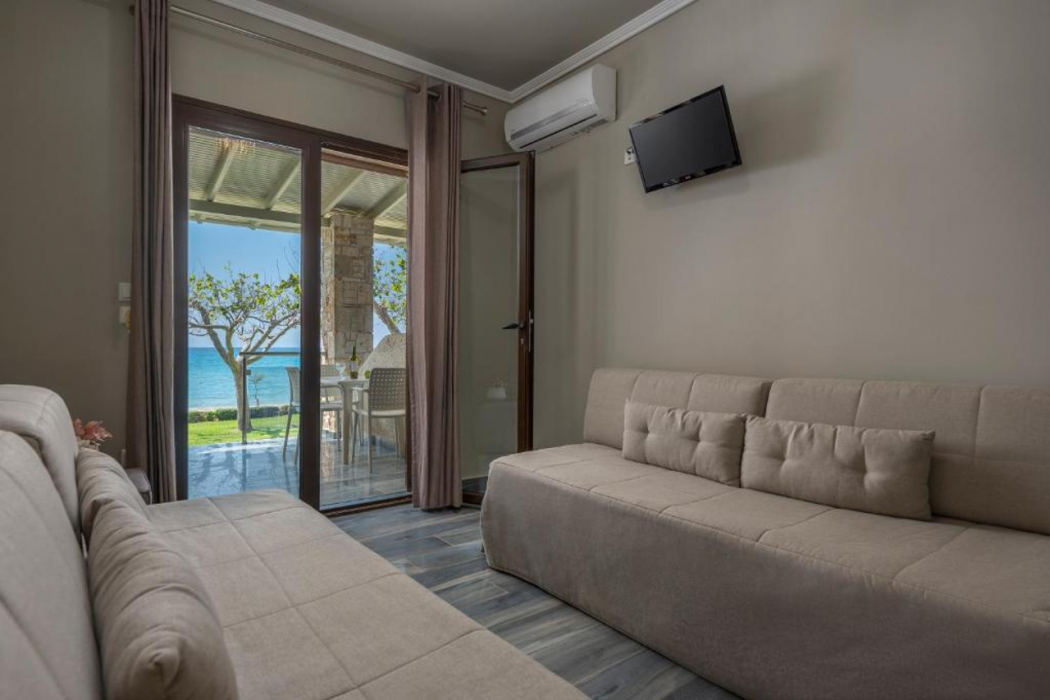 Alkioni By The Sea 13/58