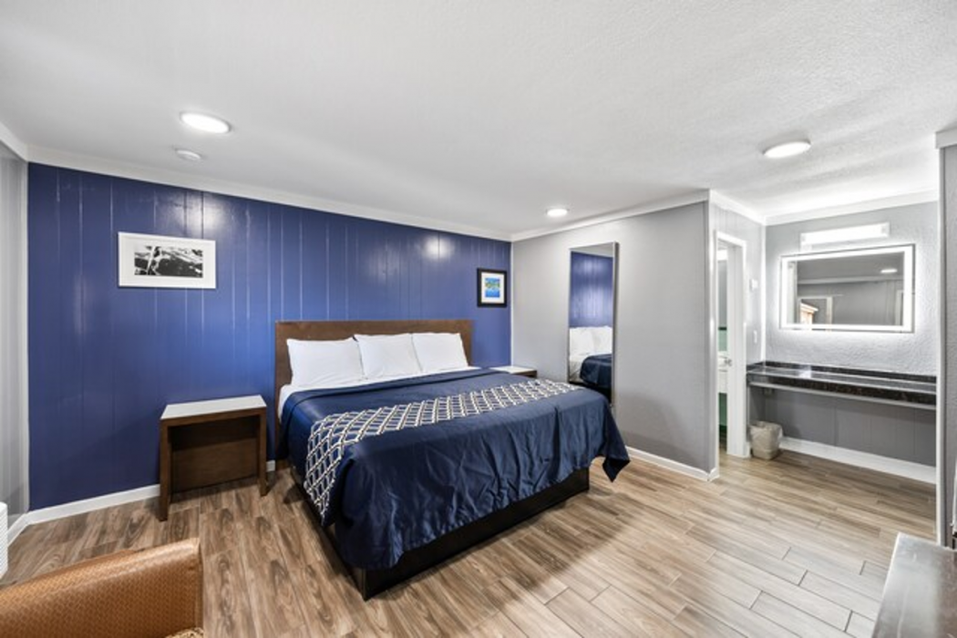Western Inn by Capital O Cleburne TX 12/60