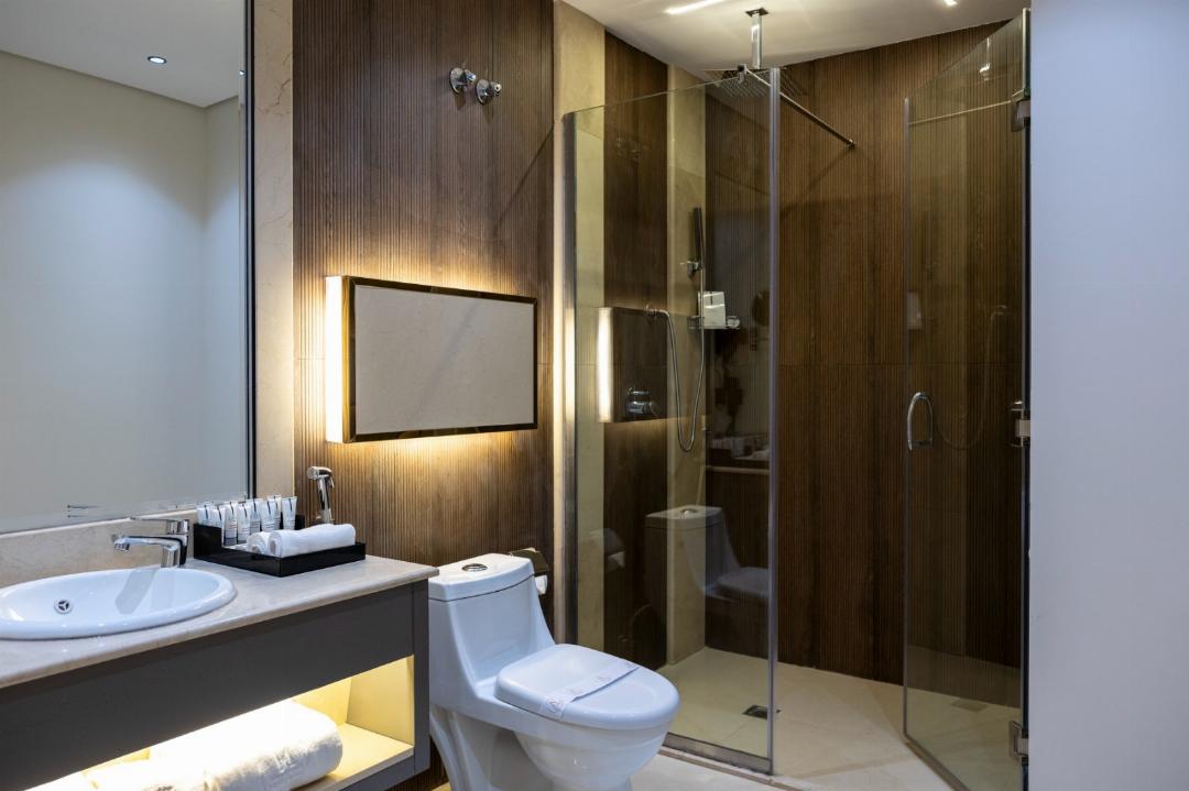 Superior king room