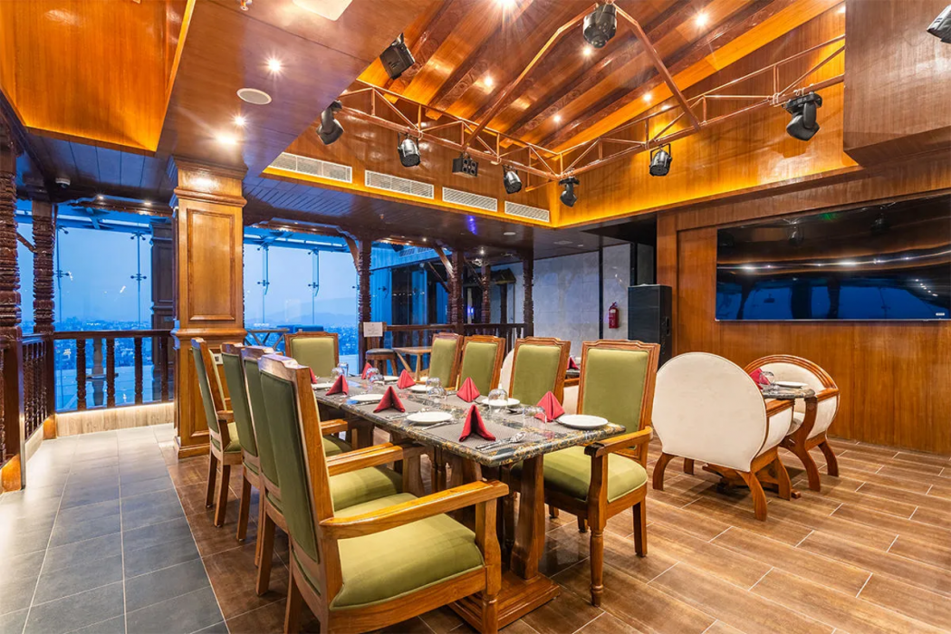 Aarya Hotel and Spa - Eternal Heritage 16/17