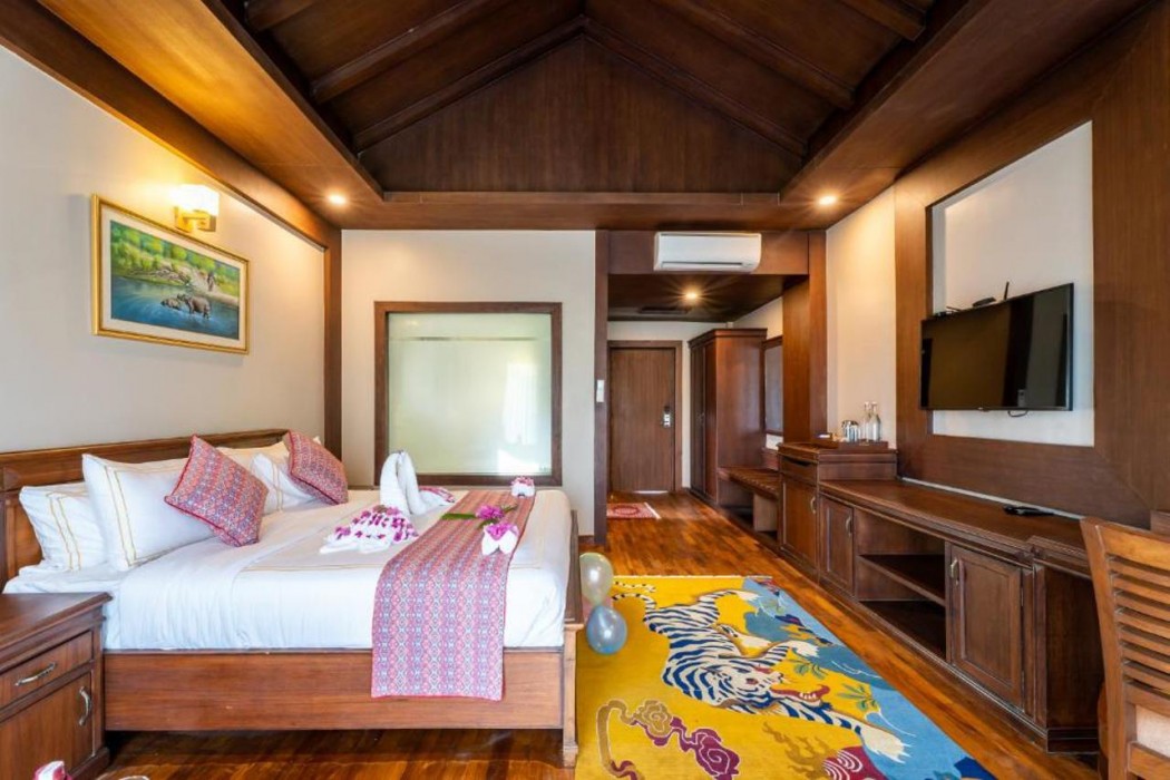 River Bank Jungle Resort 16/51