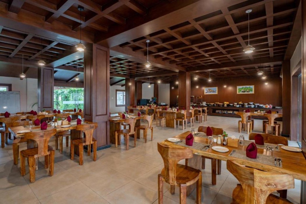 River Bank Jungle Resort 30/51