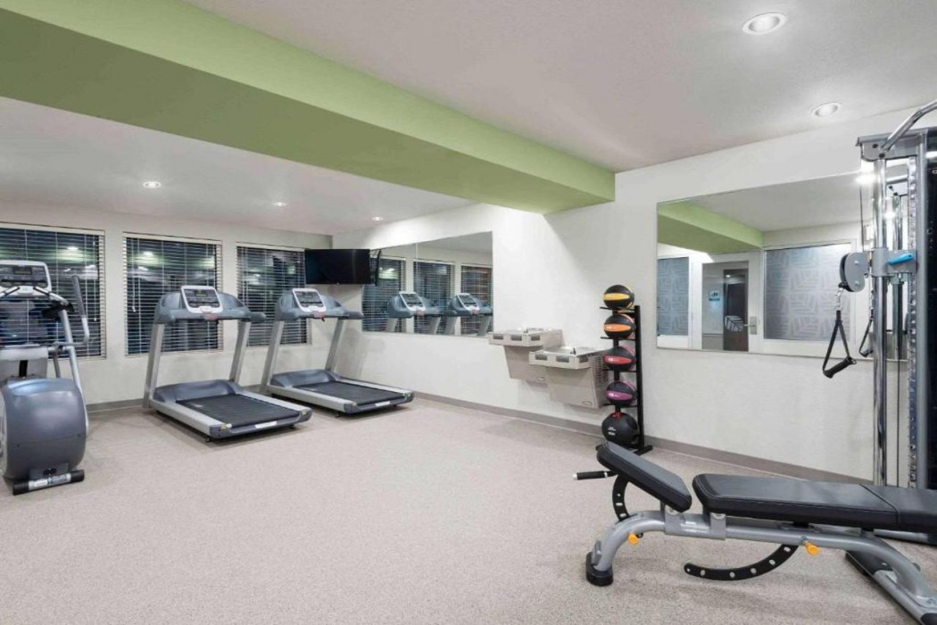 WoodSpring Suites Buford near Mall of Georgia-Lake Lanier 31/57