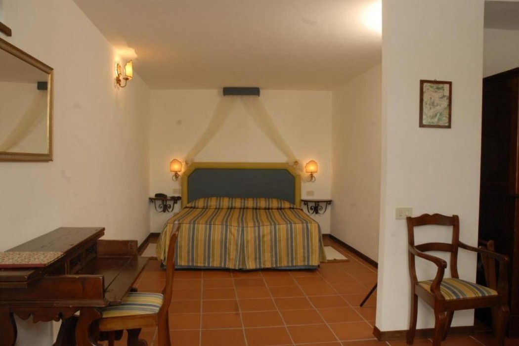 Relais borgo di Toiano 11/13
