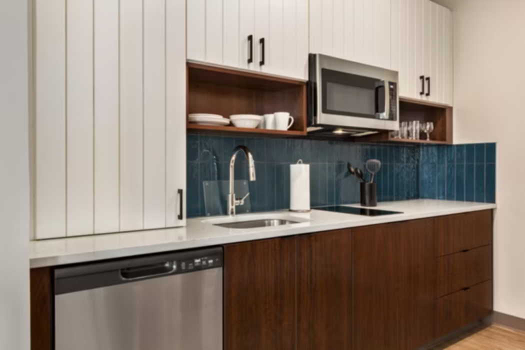 Staybridge Suites Toronto Airport East 30/83