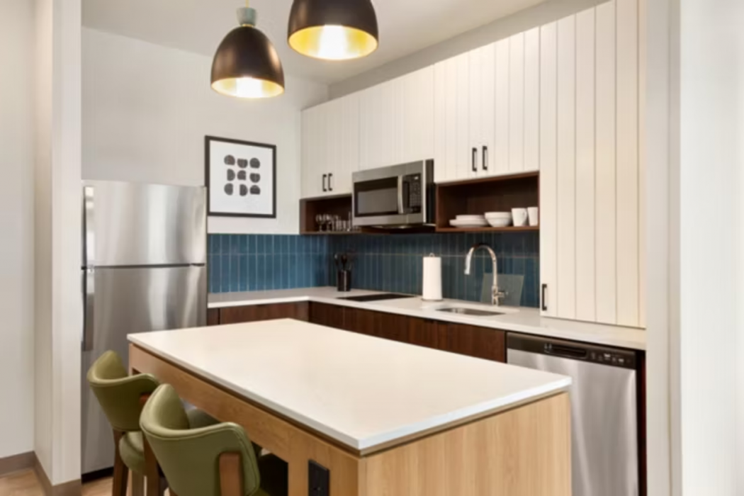 Staybridge Suites Toronto Airport East 24/83