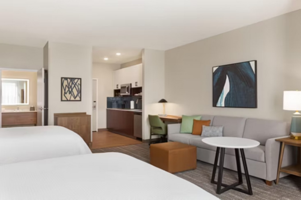 Staybridge Suites Toronto Airport East 32/83
