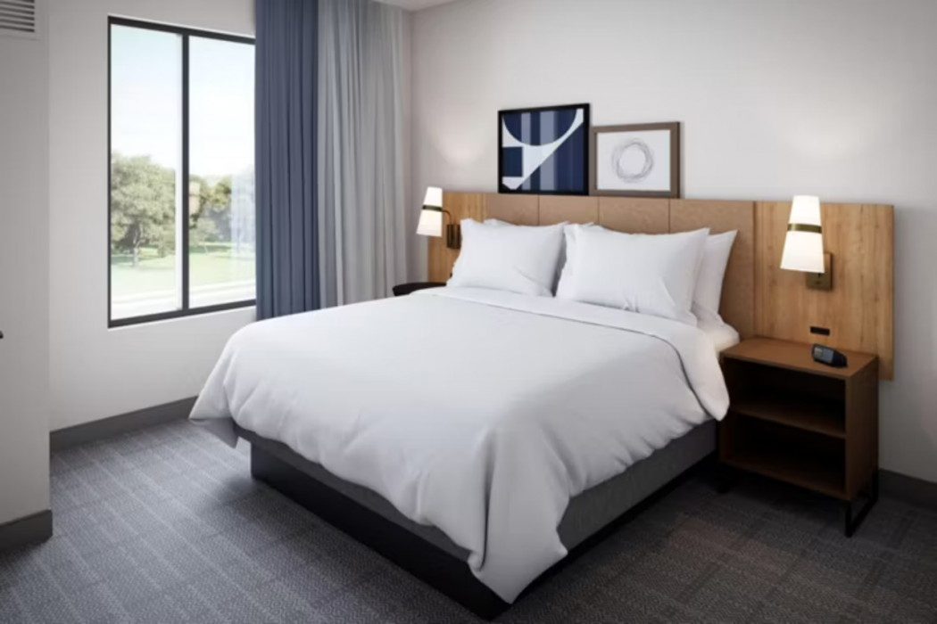Staybridge Suites Toronto Airport East 14/83