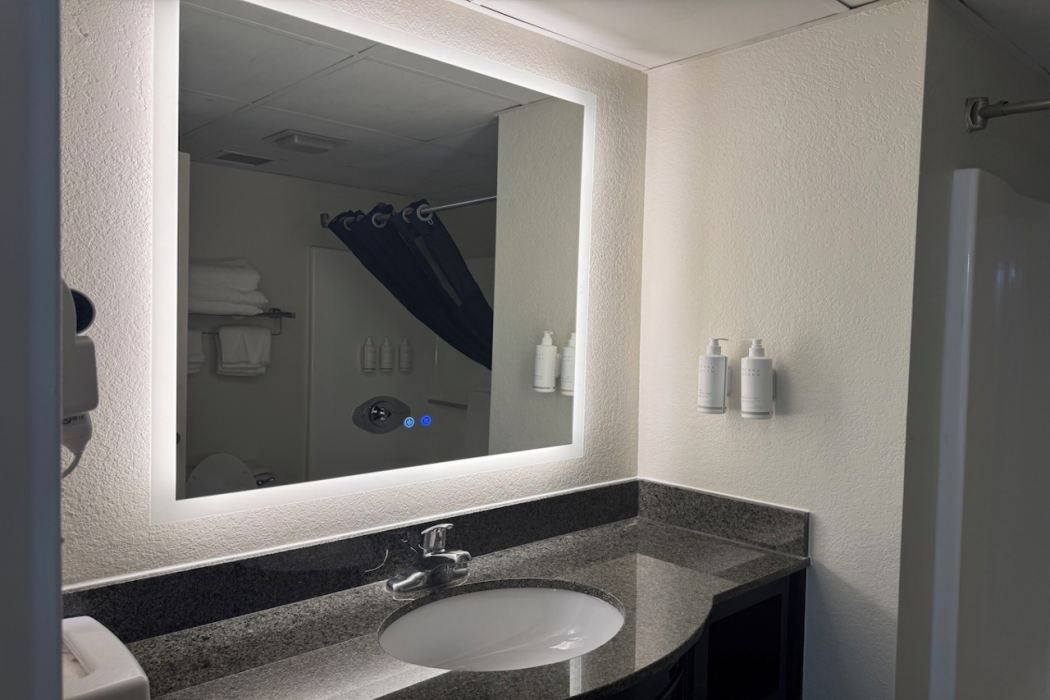 Days Inn & Suites by Wyndham Festus 16/60