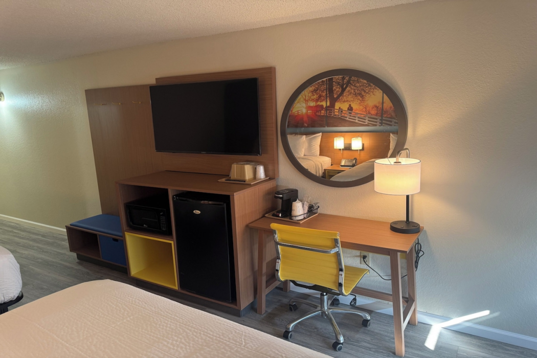 Days Inn & Suites by Wyndham Festus 14/60