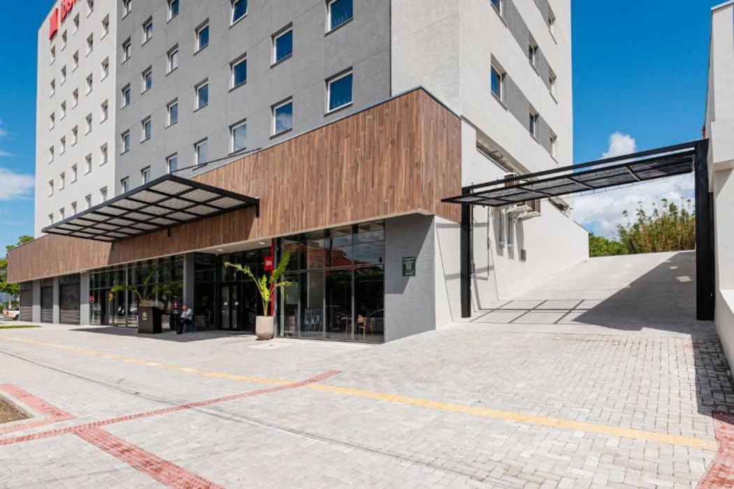 Ibis Pelotas 6/77