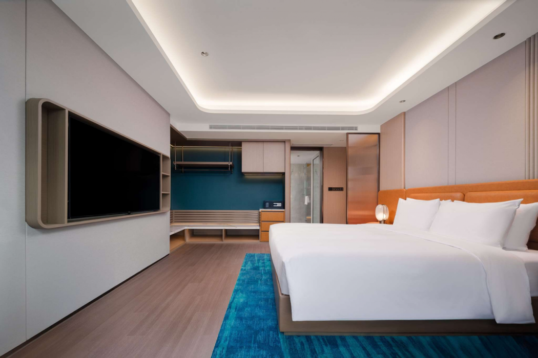 Grand Mercure Wuxi Huishan 19/76