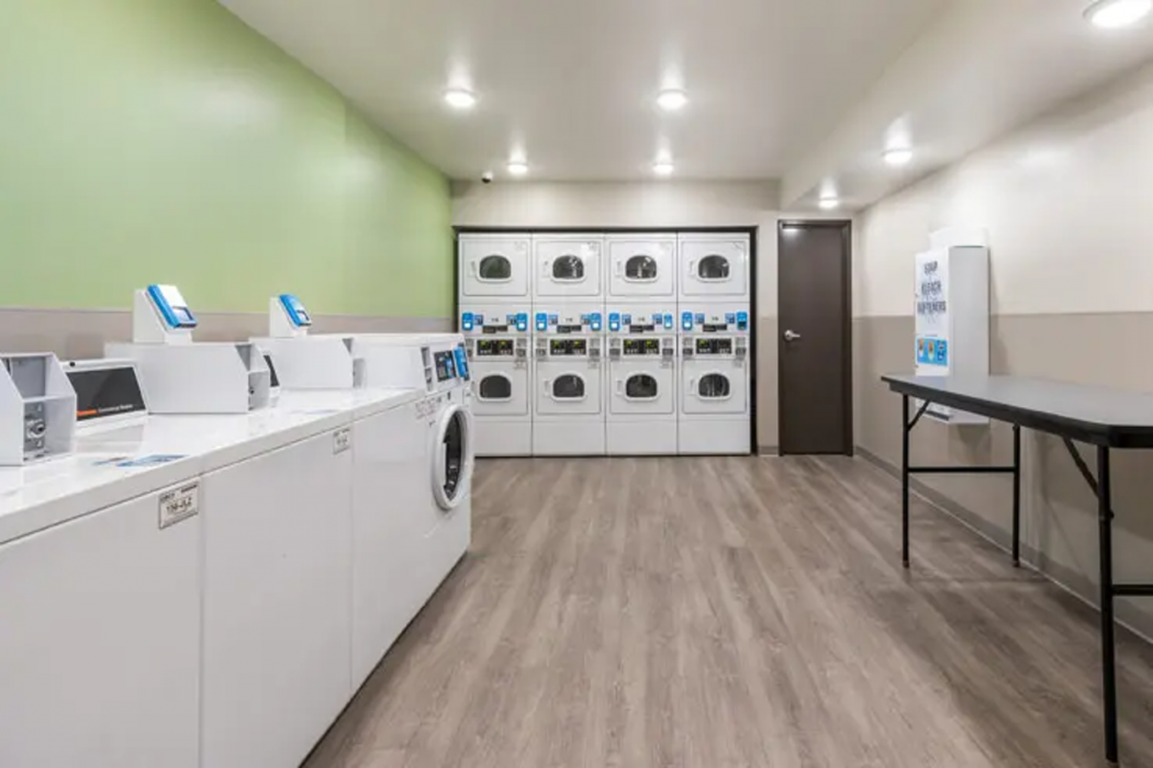 WoodSpring Suites Elgin - Chicago 38/56
