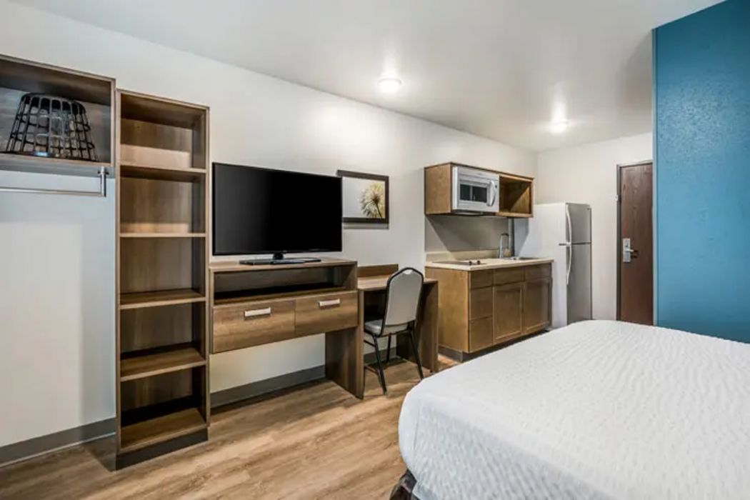 WoodSpring Suites Elgin - Chicago 18/56
