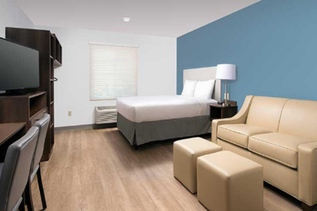 WoodSpring Suites North Ft Worth Alliance TX Speedway 9/38