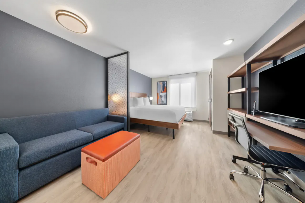 Everhome Suites San Bernardino - Loma Linda 16/59