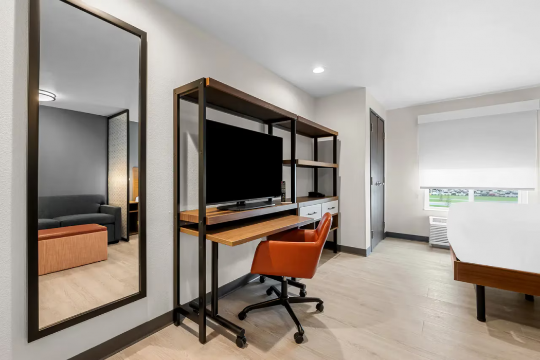 Everhome Suites Fayetteville near Fort Bragg 12/34